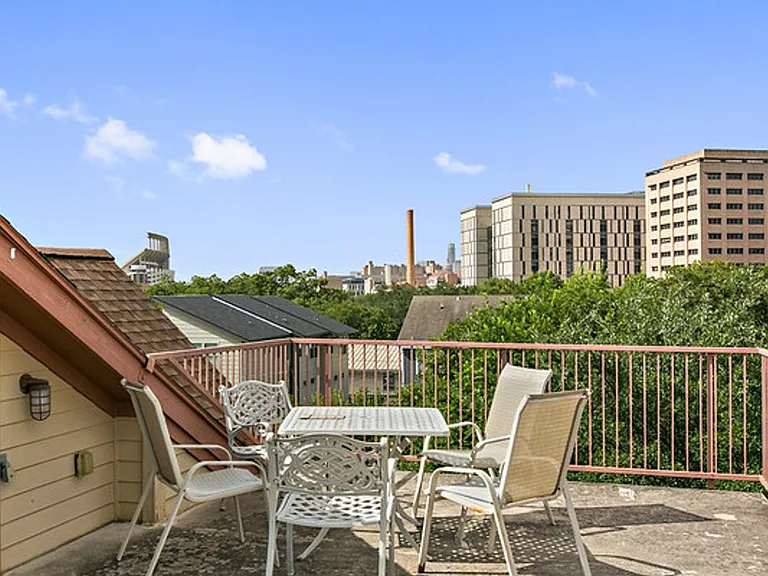 508 Elmwood Pl #C — Photo 22