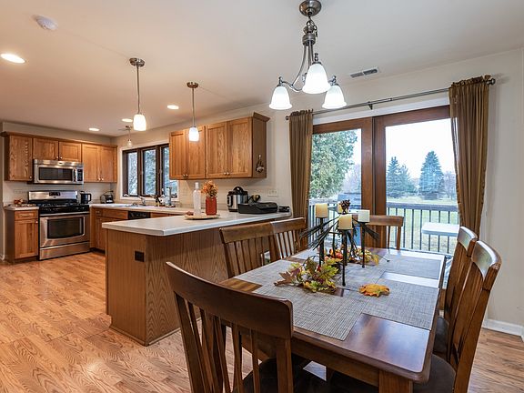 5th image of 5666 W Victor Ln