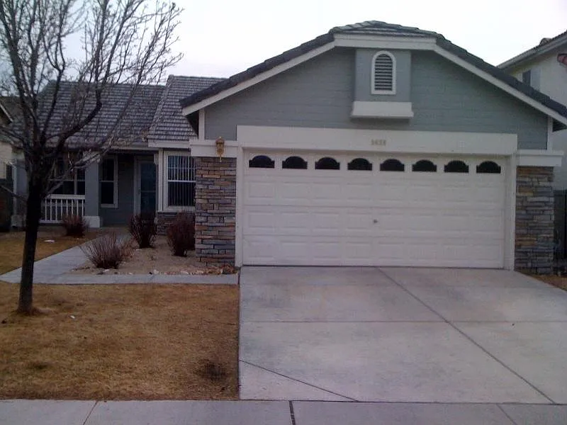 9638 Northrup Dr photo 1