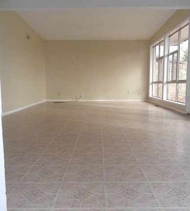 3rd image of 5114 Jerry Dr