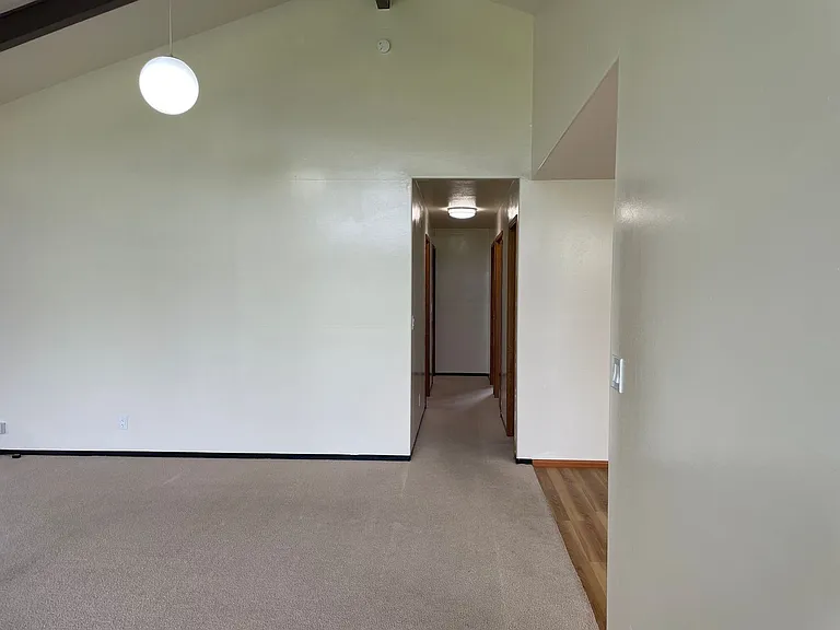 64 5122 White Rd #16 — Photo 14