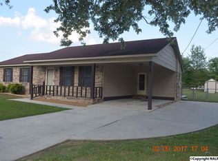 1848 Peach Orchard Rd NW, Hartselle, AL 35640