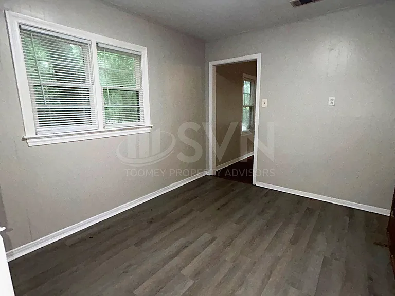2958 Frederick St — Photo 1