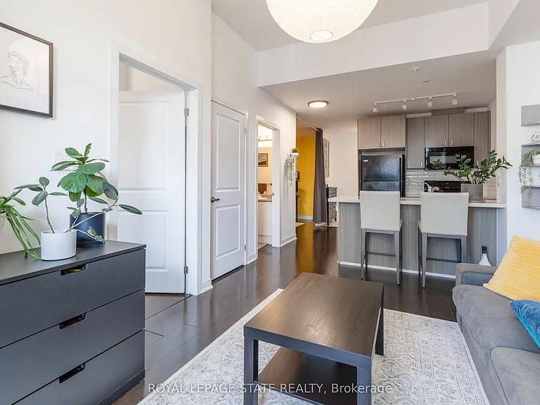 85 Robinson St #1010 — Photo 11