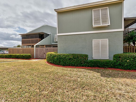 3rd image of 1136 Breezy Way #3b