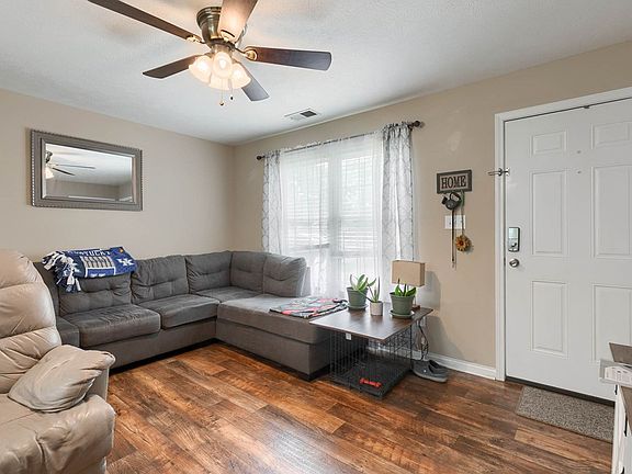 2nd image of 3625 Winchester Dr