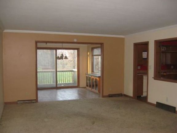 5th image of 4215 13th Ave