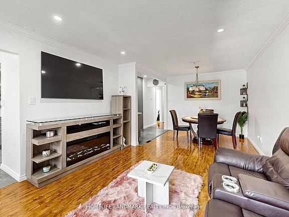 2nd image of 42 Glenmore Cres