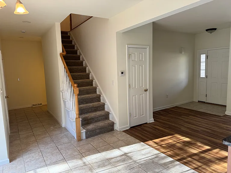 71 Schoolhouse Rd — Photo 9
