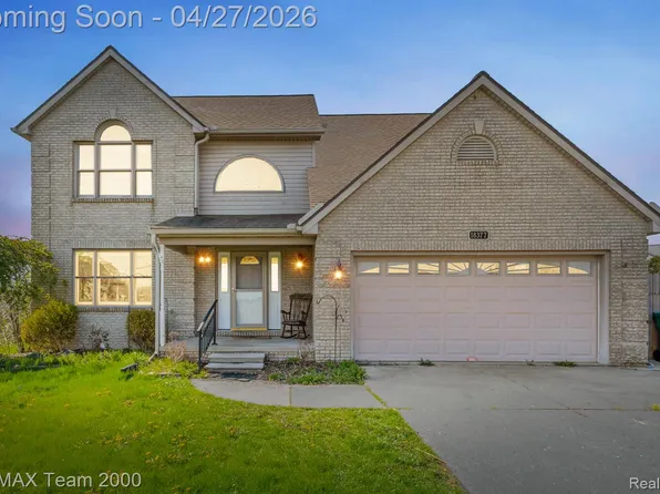 18377 Huron River Dr, Brownstown, MI 48173