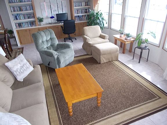 4th image of 4716 10th Street Ct E #94