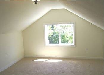 3rd image of 3005 Sheridan St