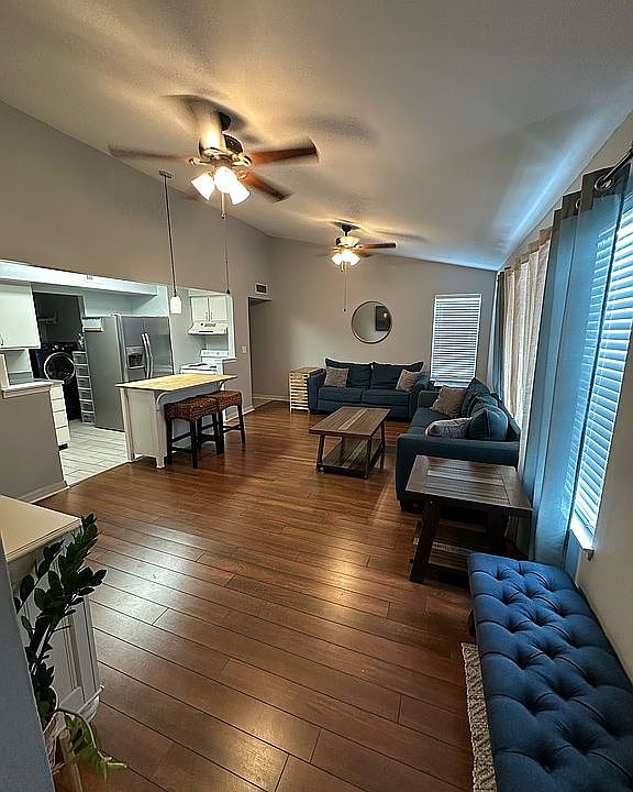 1st image of 2601 SW Archer Rd APT 318