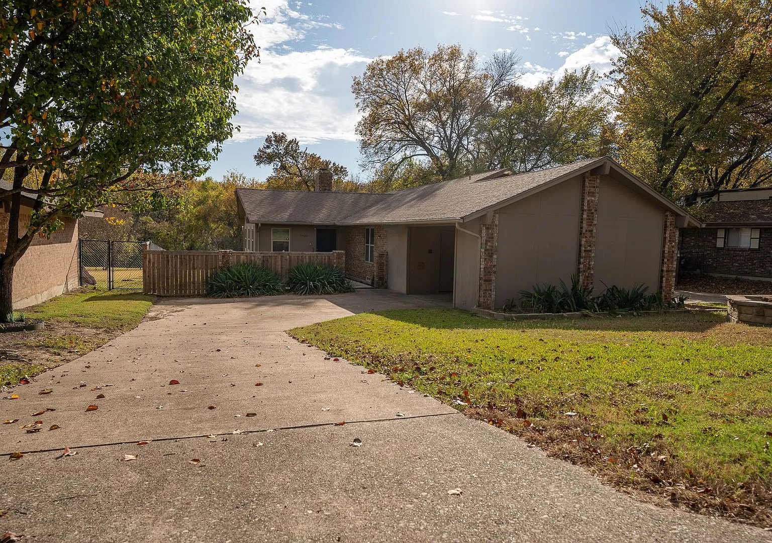 Charming 3-Bedroom Rental Near Lake Ray Hubbard. — Photo 2