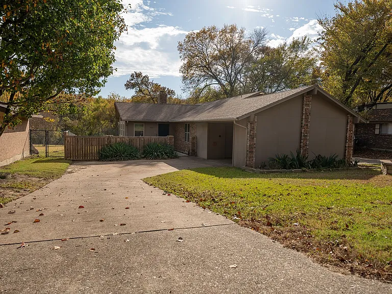 5508 Flamingo Dr — Photo 2
