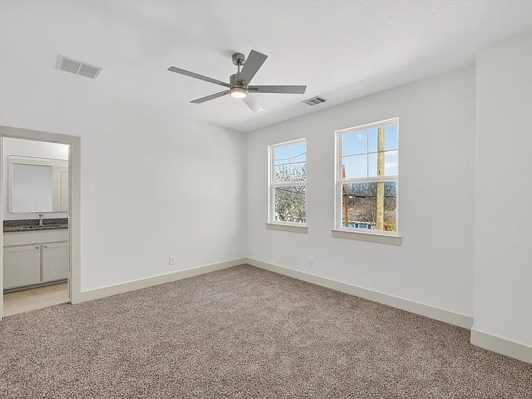 500 E Kimball St #1 — Photo 15