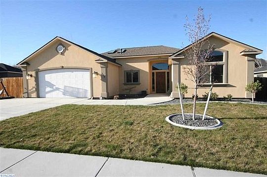 1st image of 174 Erica Dr