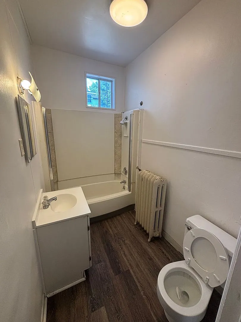 Olive St 2221 — Photo 4