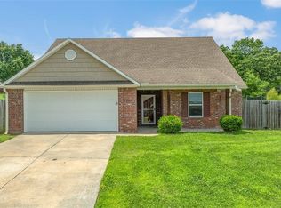 1209 Willow Oak St, Elkins, AR 72727