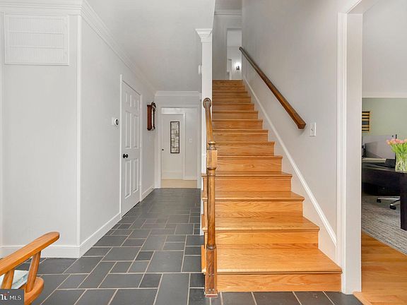 4th image of 138 Cleremont Dr