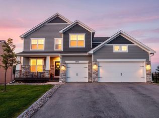 18203 Hideaway Trl, Lakeville, MN 55044