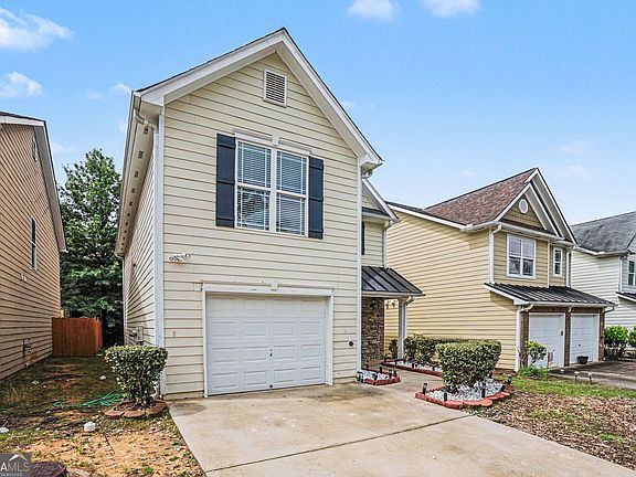 4th image of 2025 Briar Creek Ct NE