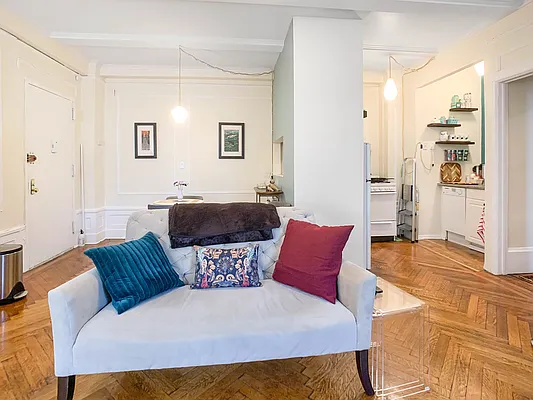 Rented by Halstead Real Estate | media 12