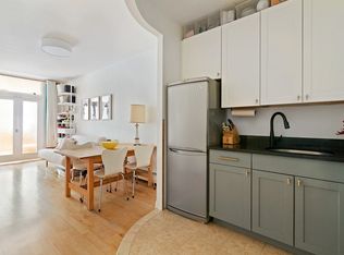 270 1st St APT 2B, Brooklyn, NY 11215