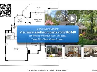 11301 Woodbrook Ln, Reston, VA 20194