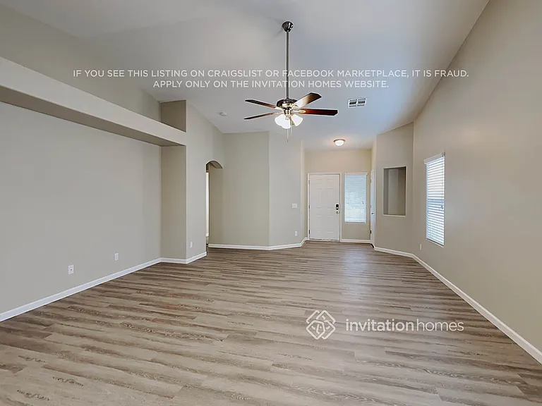 15164 W Adams St — Photo 3