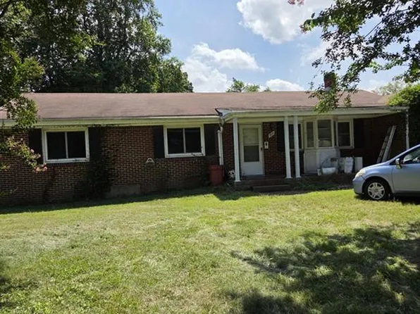 504 Mount Pleasant Rd, Chesapeake, VA 23322