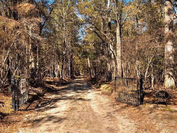 3rd image of 364 Cantey Ln