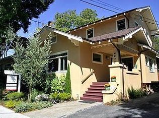 6020 Auburn Ave, Oakland, CA 94618