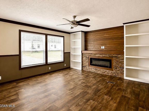 4th image of 230 Hayes Rd