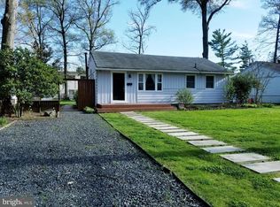 9409 Sheridan St, Lanham, MD