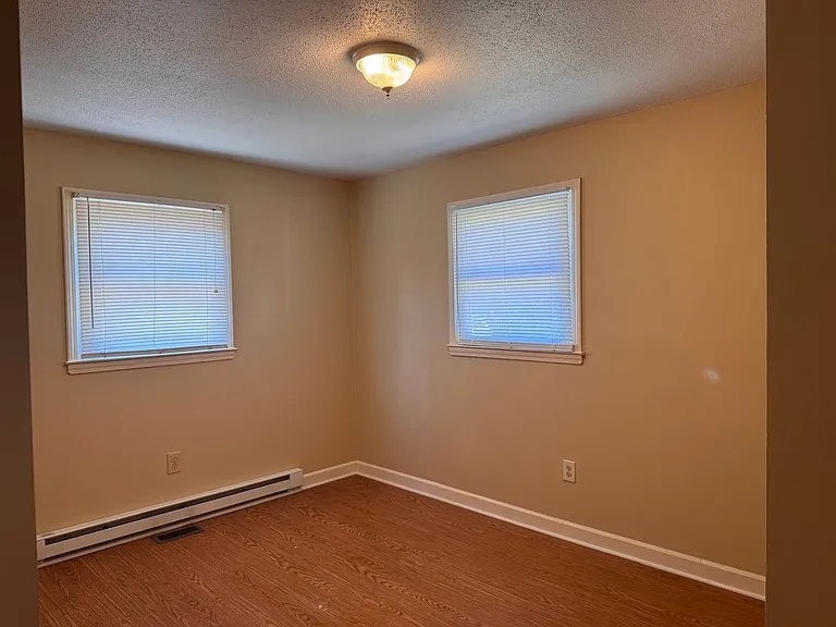 915 Pine Circle Dr — Photo 14