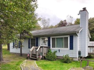 15 Tepee Pl, Albrightsville, PA 18210