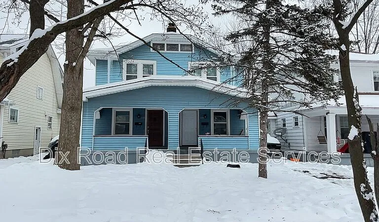 337-339 Knecht Dr #KNECHT 337 — Photo 1