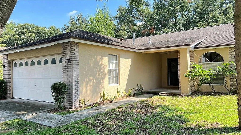 3 bed, 2.0 bath, 1262 sqft, $2,150 — Photo 3