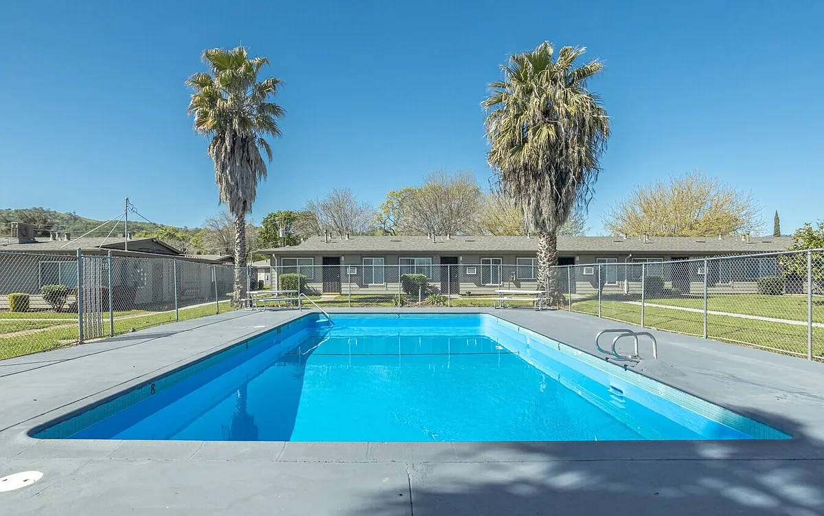 Photo 2 of 13 - Alamo Garden - Vacaville, CA Swimming Pool - Alamo Garden