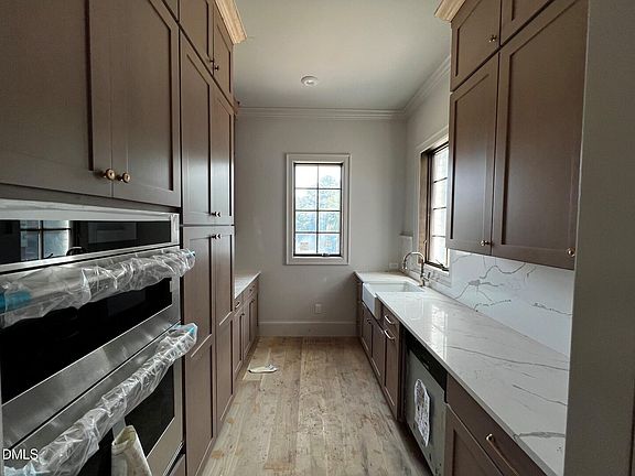4th image of 1324 Eldon Cir