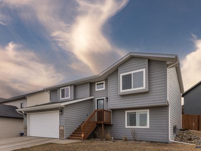 910 Haakon St, Rapid City, SD, 57703