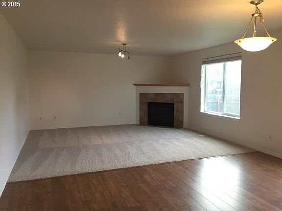 3rd image of 1884 Willow St
