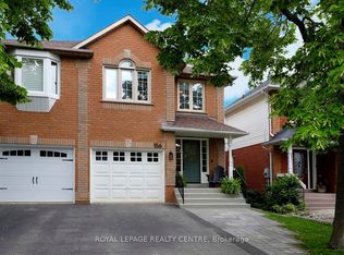 156 Chudleigh St, Hamilton, ON L8B0J4