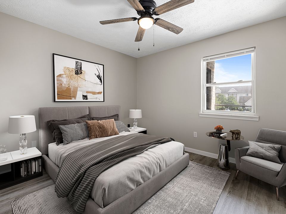 Spacious bedroom with good sized closet