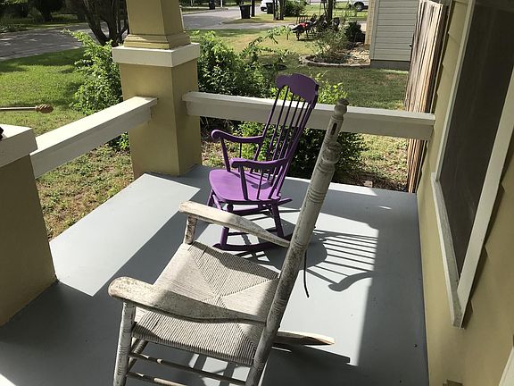 All you need is some sweet tea.