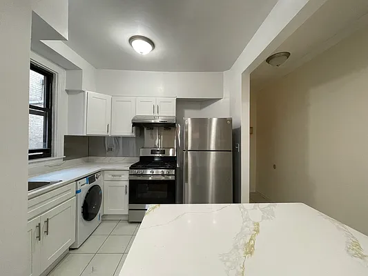 Rented by Corcoran | media 27