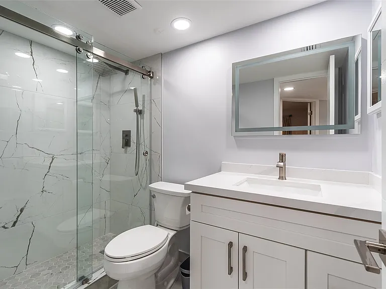 9523 S Hollybrook Lake Dr #102 — Photo 8