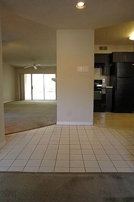 3rd image of 18101 Glenmoor Dr