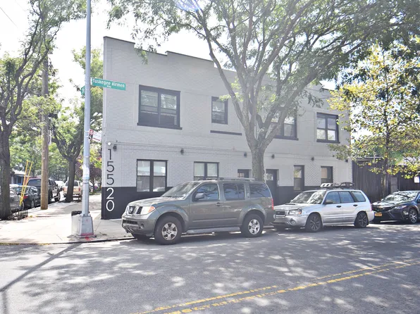 155-18 Tuskegee Airman Way image 12 of 13